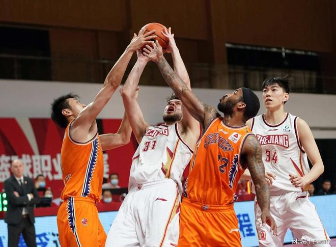 层任务与一 层任务与一