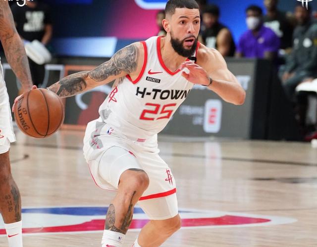 既照顾持球 既照顾持球